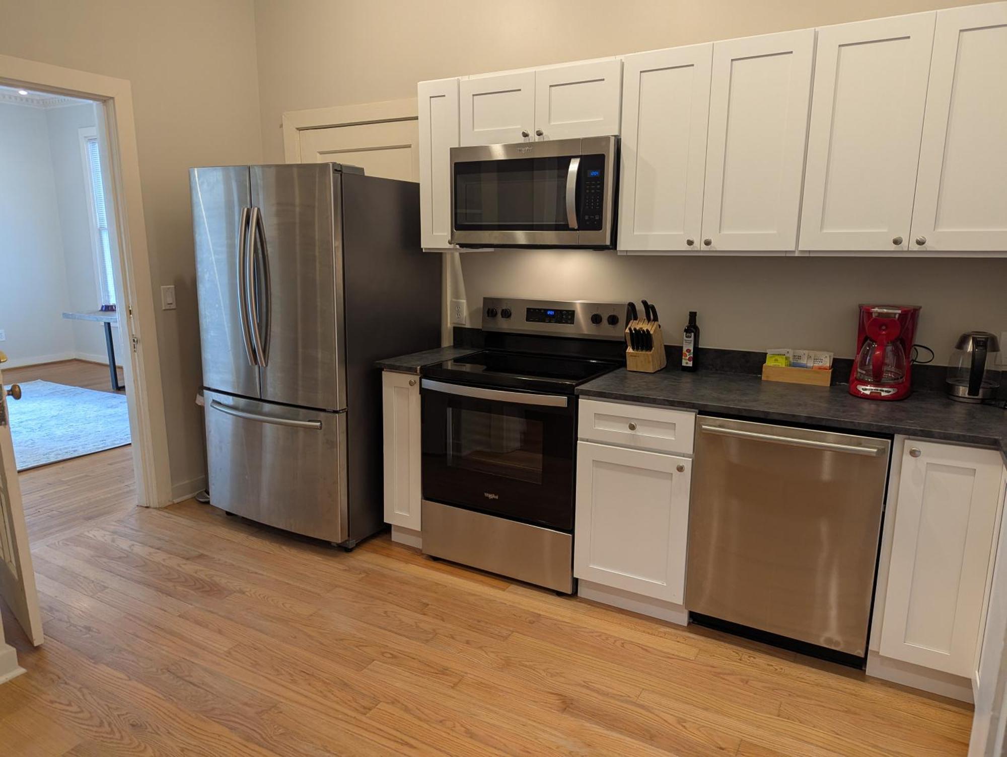 Refresh 3Br Apt New Kitchen! Downtown Durham Exterior photo